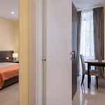 Adria Luxury - Centro 3* Triëst