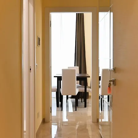 Adria Luxury - Centro * Триест