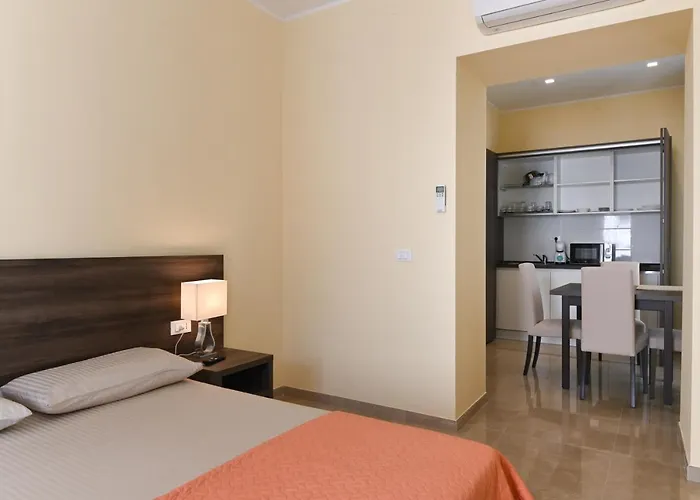 Adria Luxury - Centro Apart Otel Trieste